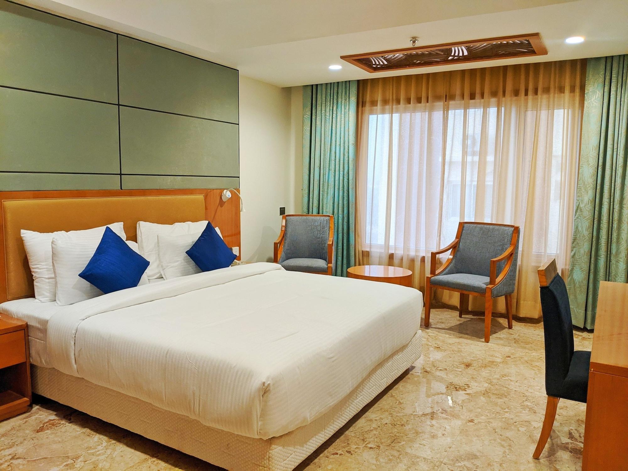 Radisson Resort & Spa Kandla Gandhidham Exterior photo