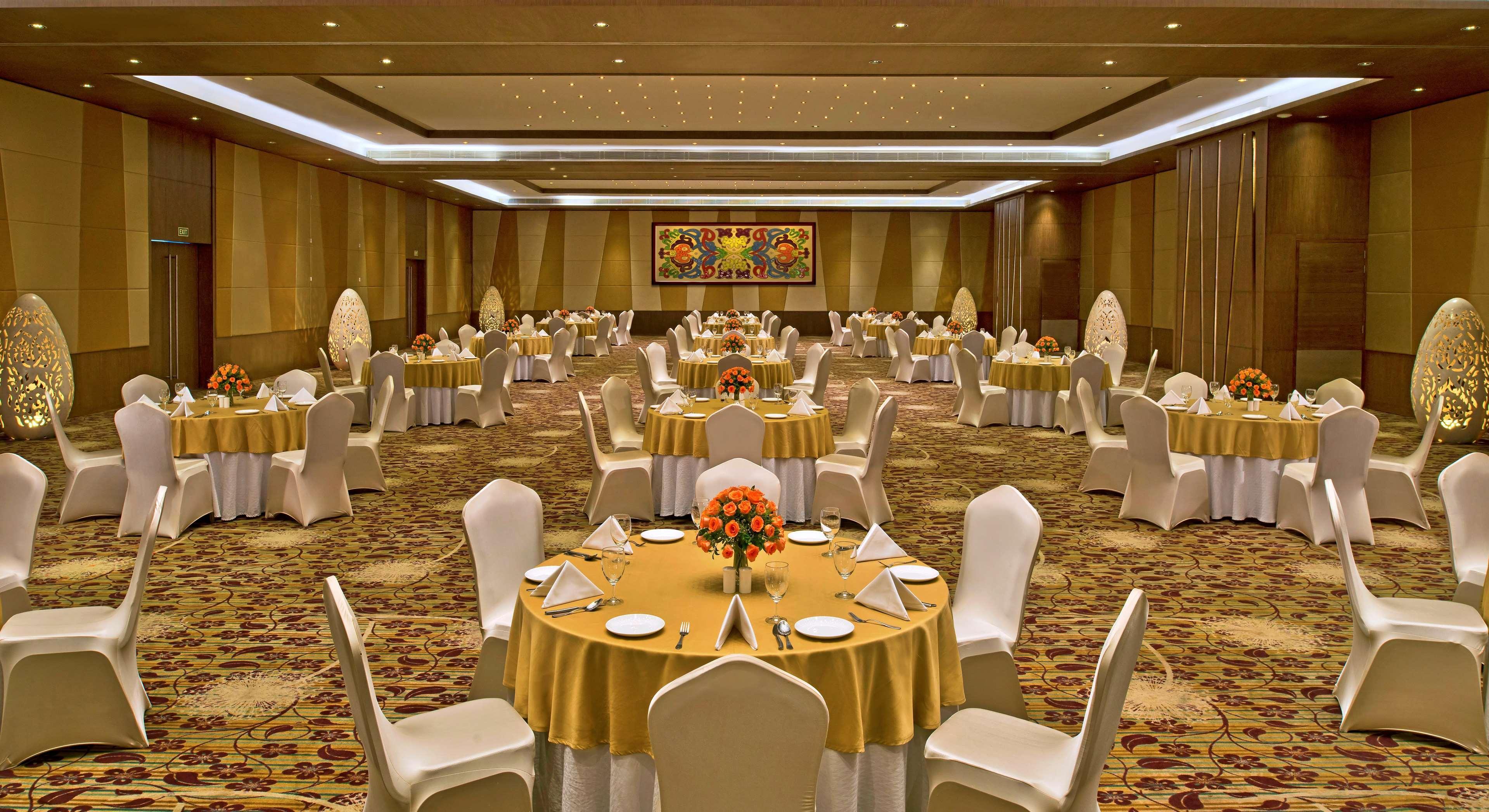 Radisson Resort & Spa Kandla Gandhidham Exterior photo