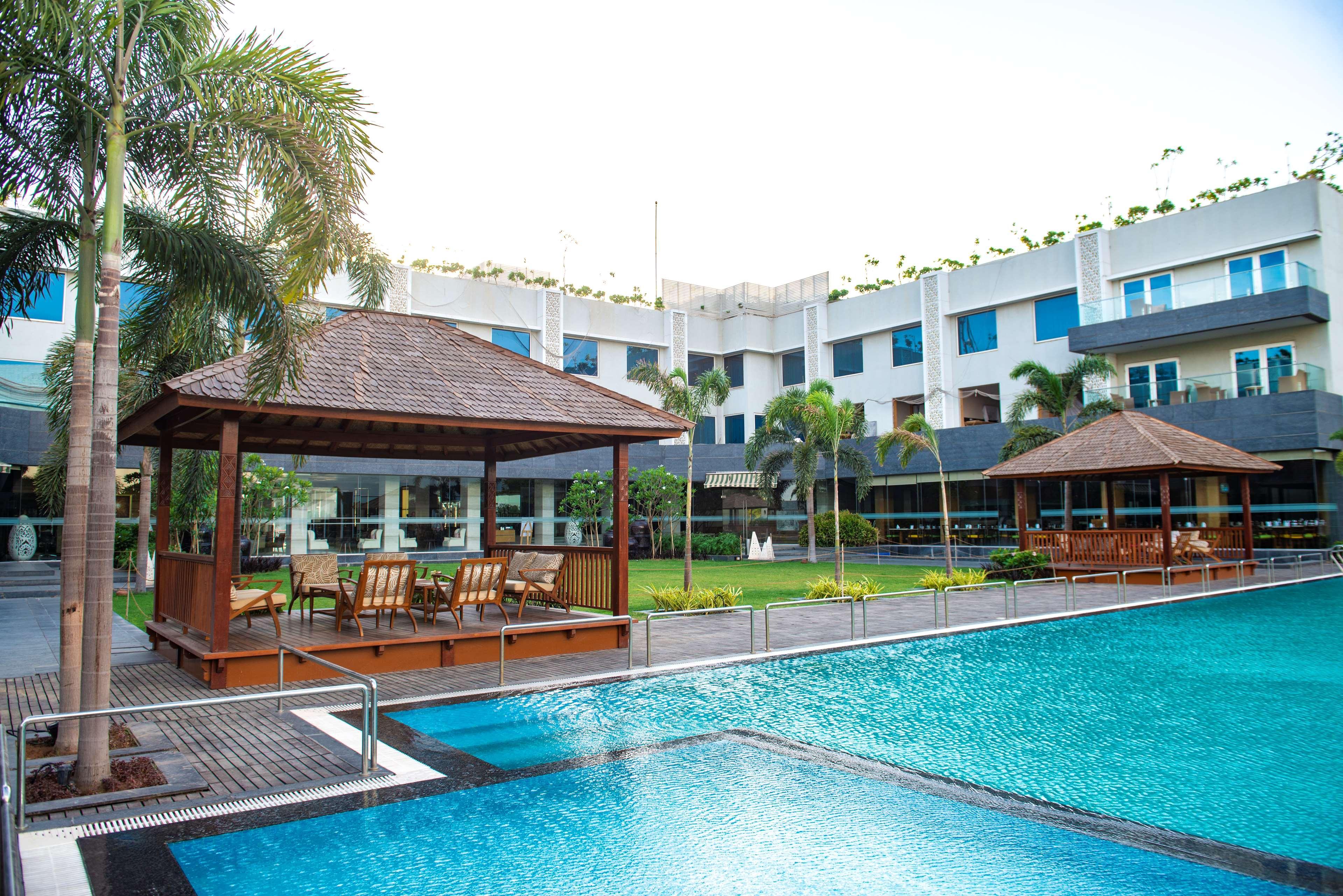 Radisson Resort & Spa Kandla Gandhidham Exterior photo