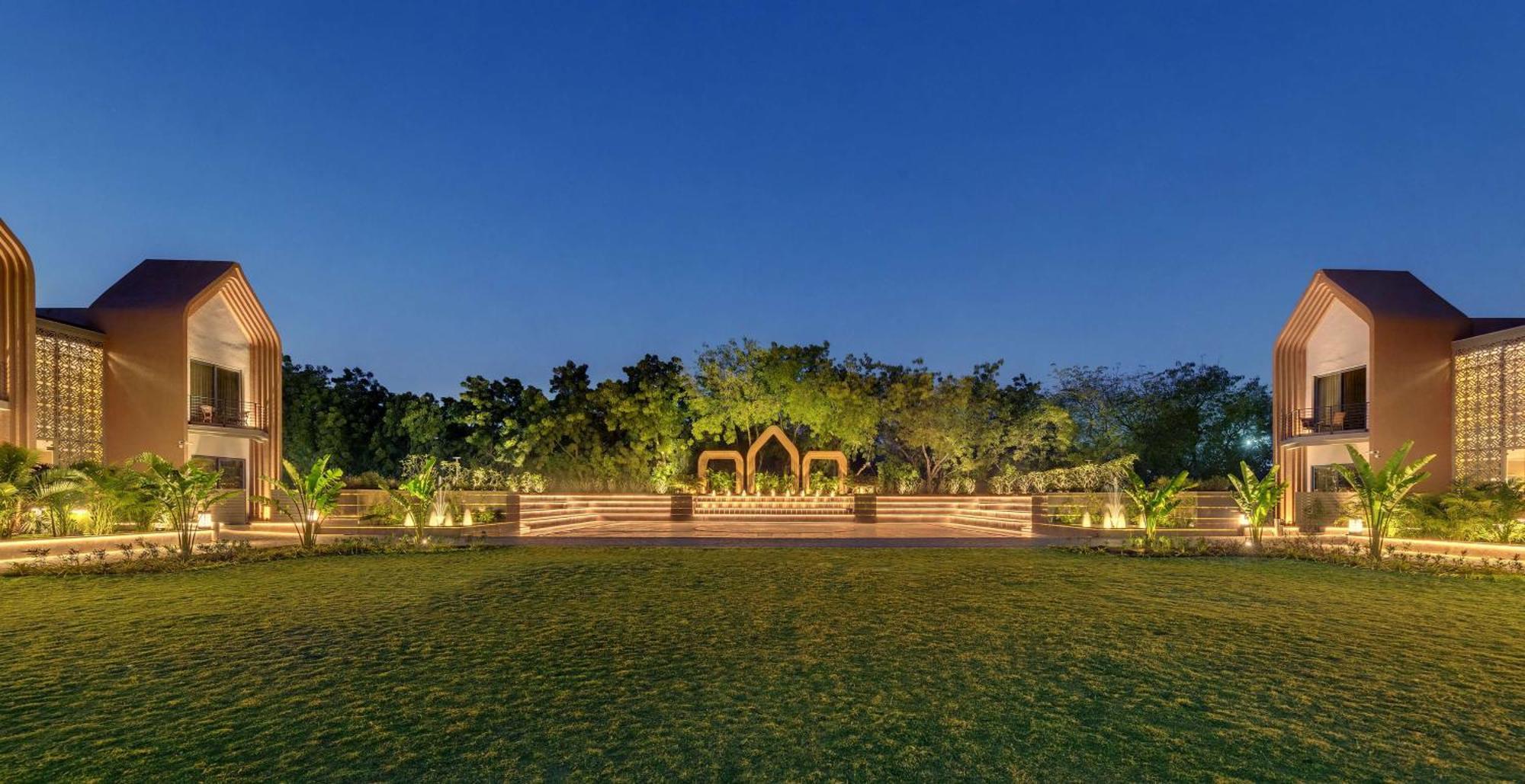 Radisson Resort & Spa Kandla Gandhidham Exterior photo