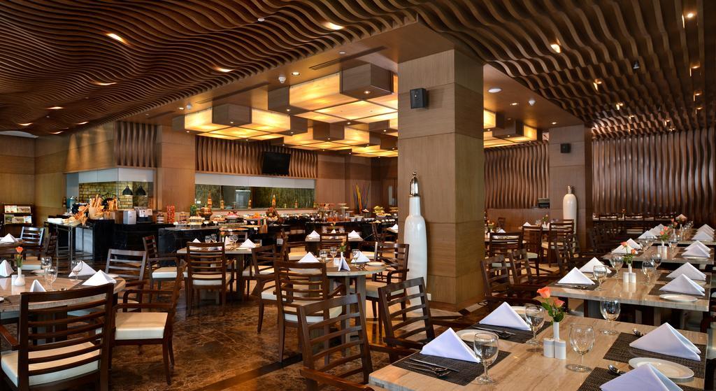 Radisson Resort & Spa Kandla Gandhidham Exterior photo